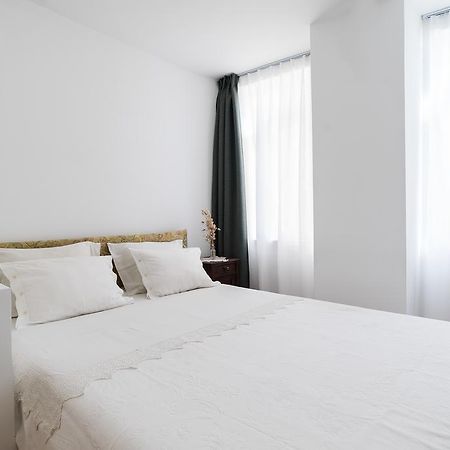 Апартаменты Little Duplex In Alfama Лиссабон Экстерьер фото